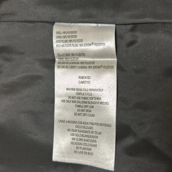 Tommy Hilfiger Puffer Jacket Black Size Medium - Picture 7 of 8